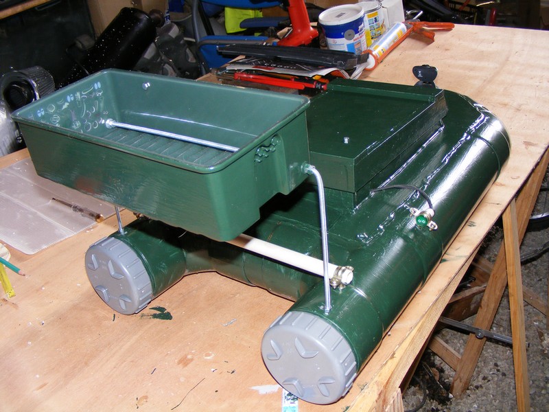 bateau amorceur fabrication artisanale