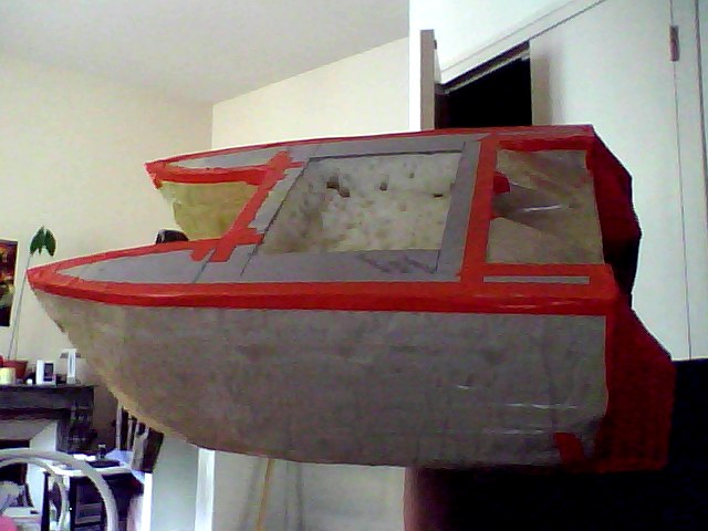 bateau amorceur fibre de verre