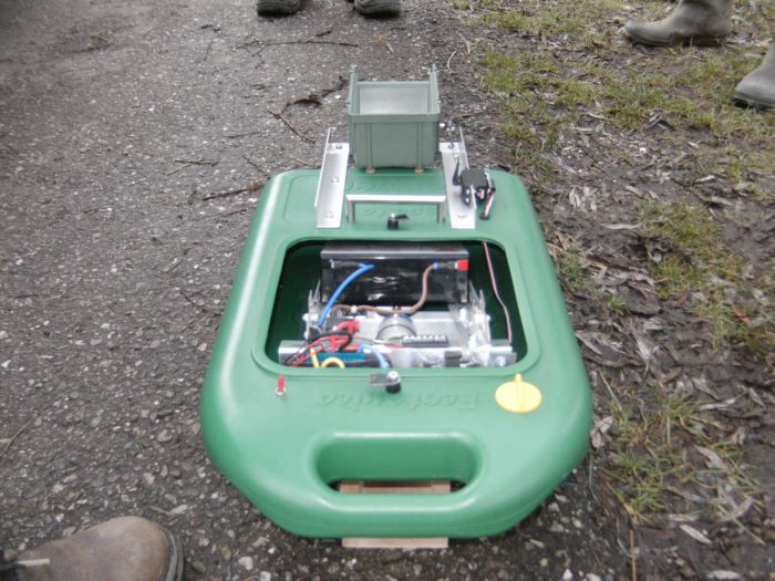 bateau amorceur maison carpiste