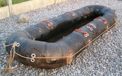 bateau gonflable en allemand