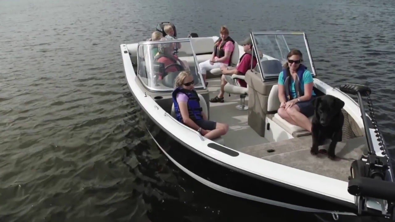 bateau peche crestliner