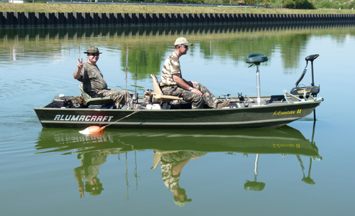 bateau peche eau douce occasion