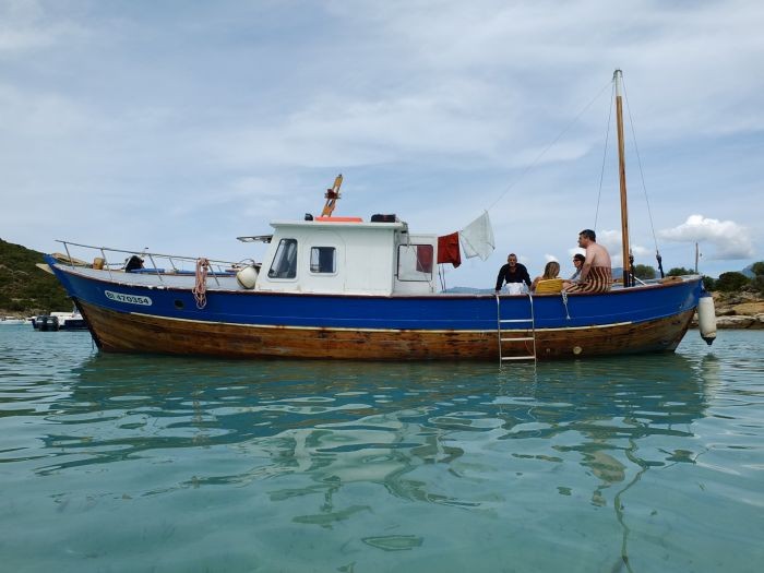 bateau peche en mer a vendre