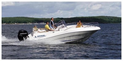 bateau peche et ski nautique