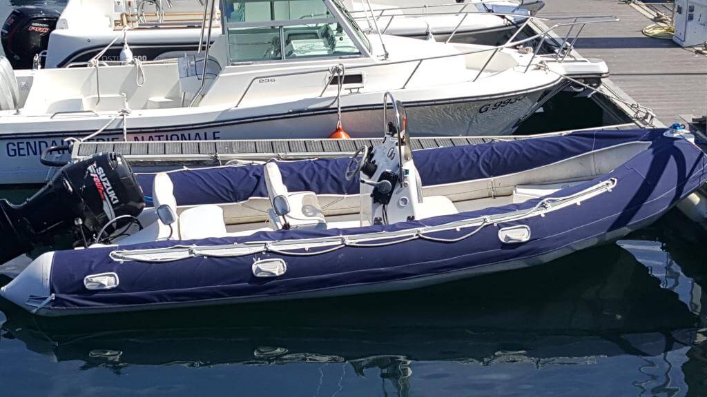 bateau peche location