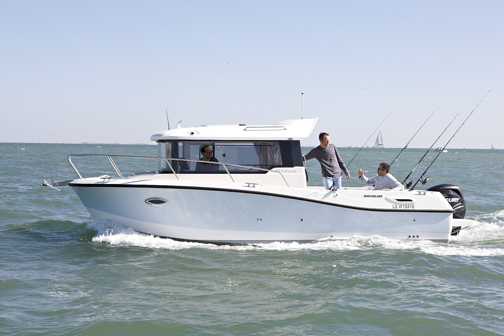bateau peche quicksilver