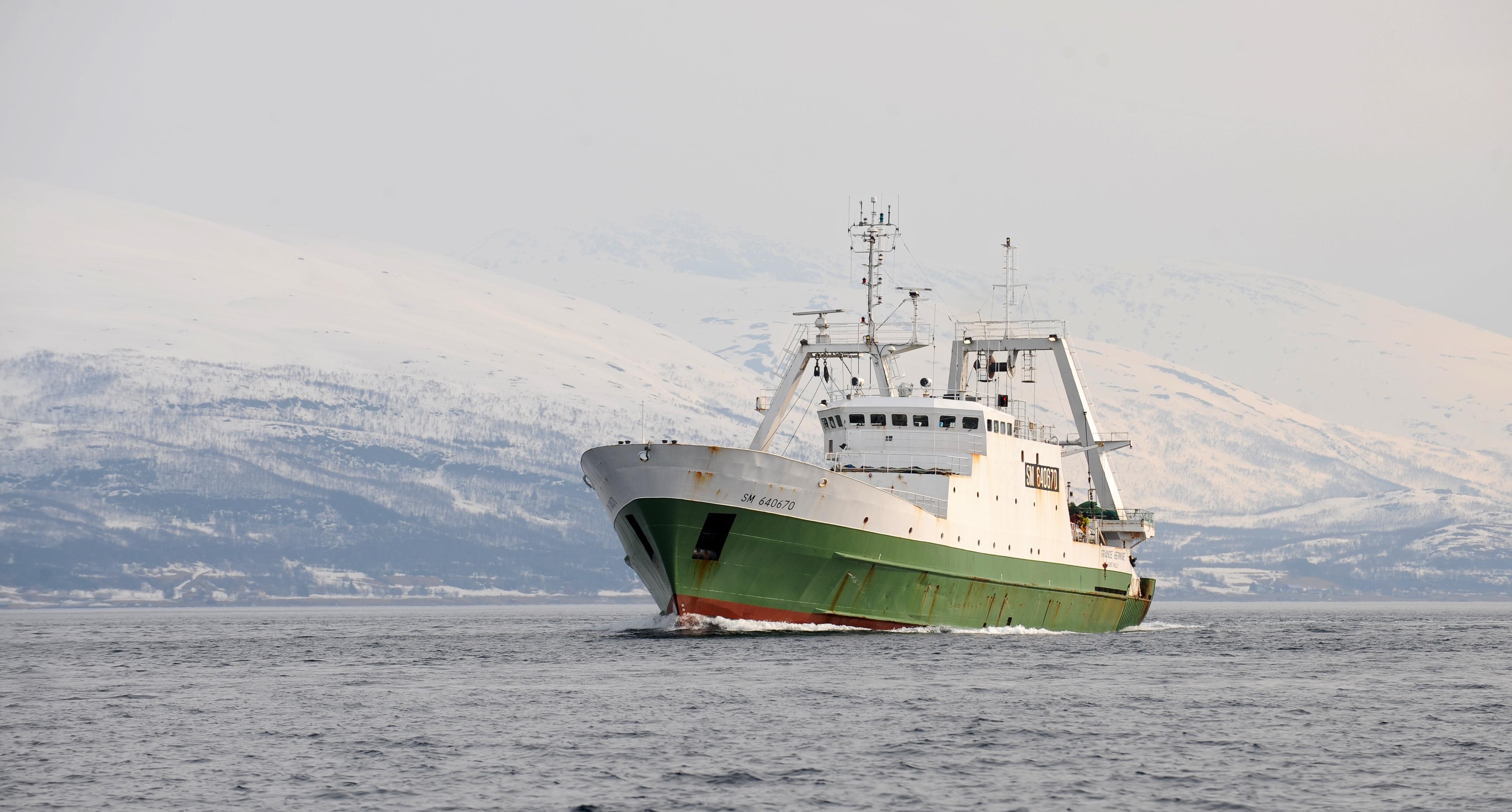 bateau peche saint malo