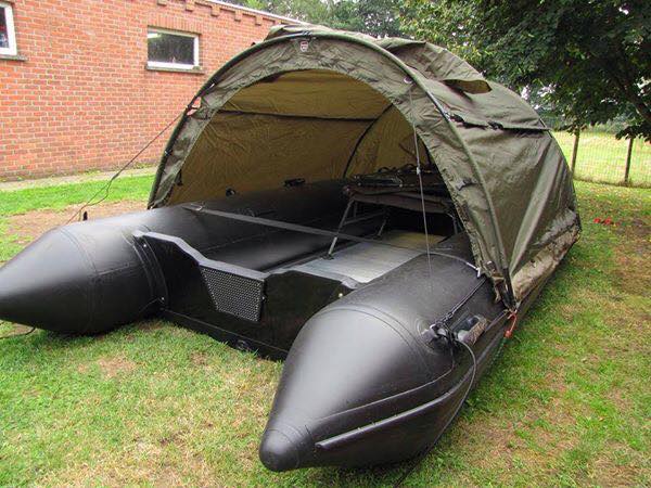 bateau peche une place