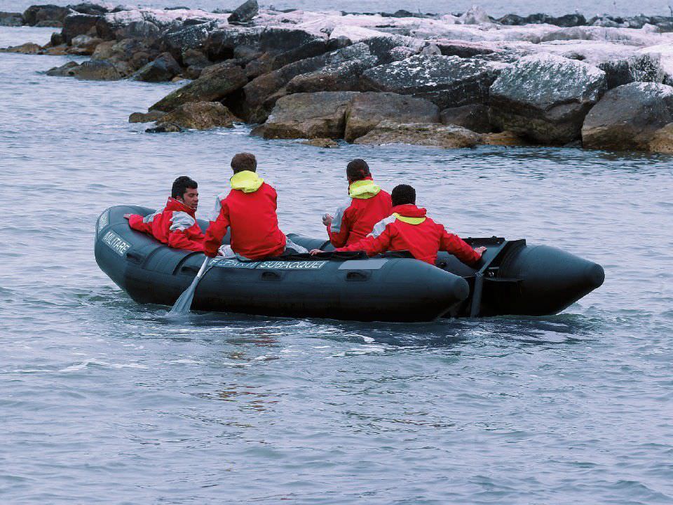 bateau pneumatique 380