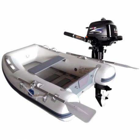 bateau pneumatique avec moteur 6cv