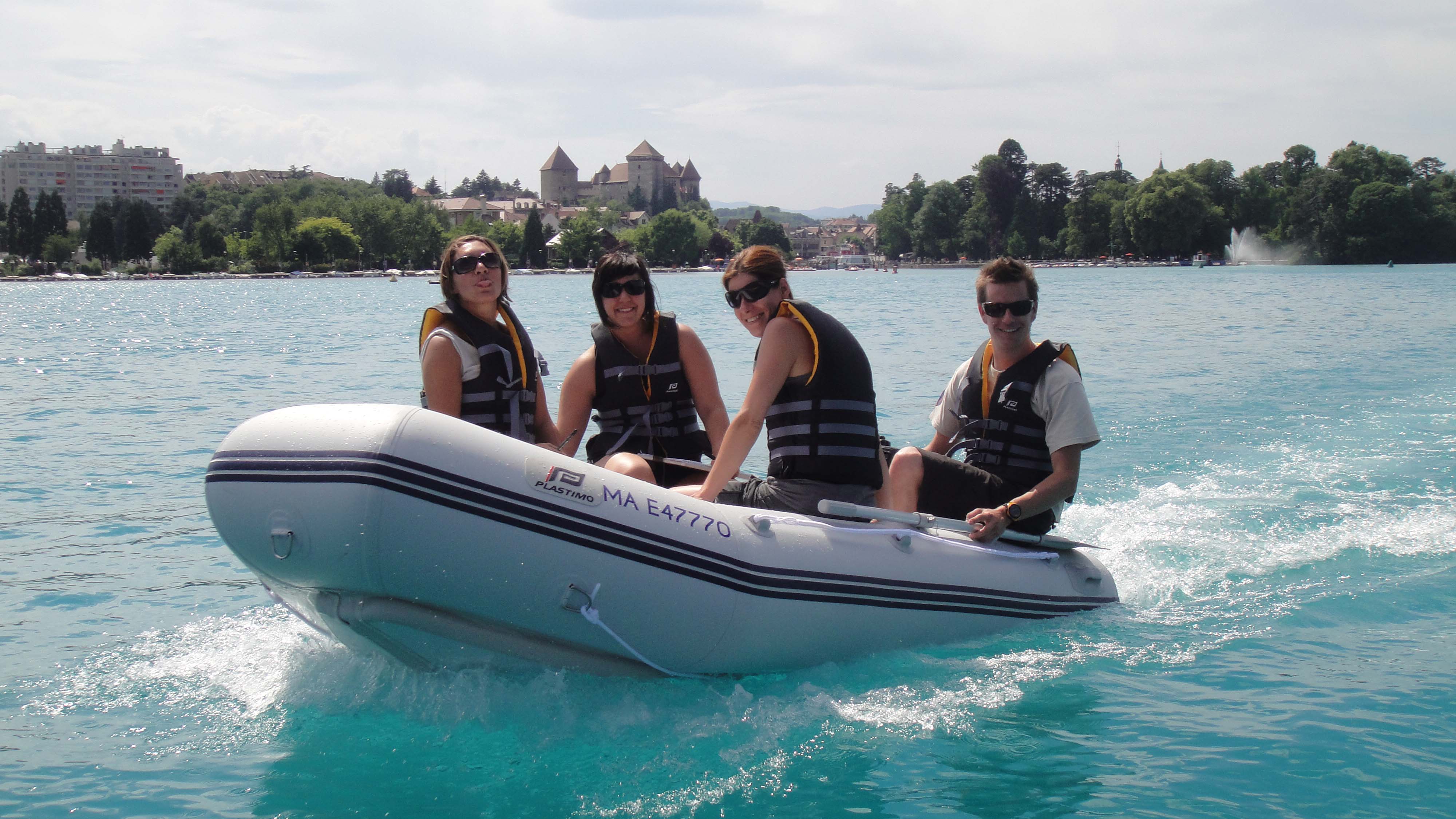 bateau pneumatique geneve