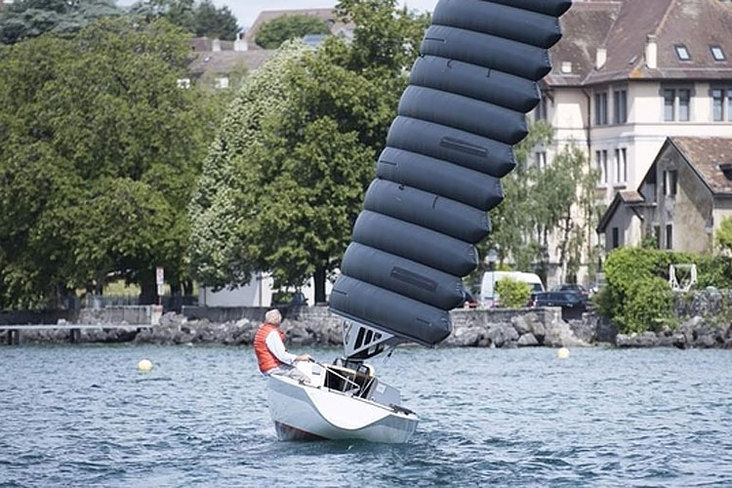 bateau pneumatique lac leman