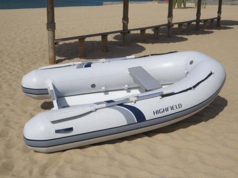bateau pneumatique quicksilver 310
