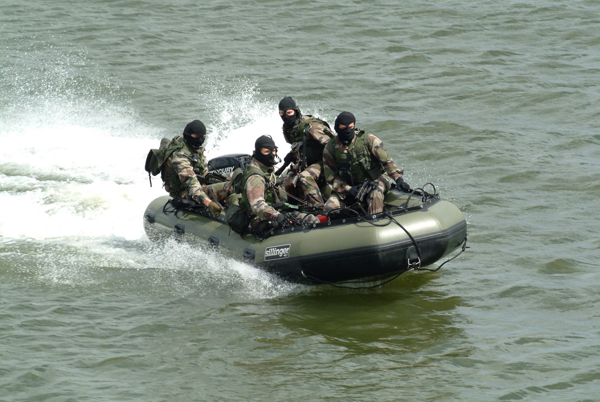 bateau pneumatique sillinger